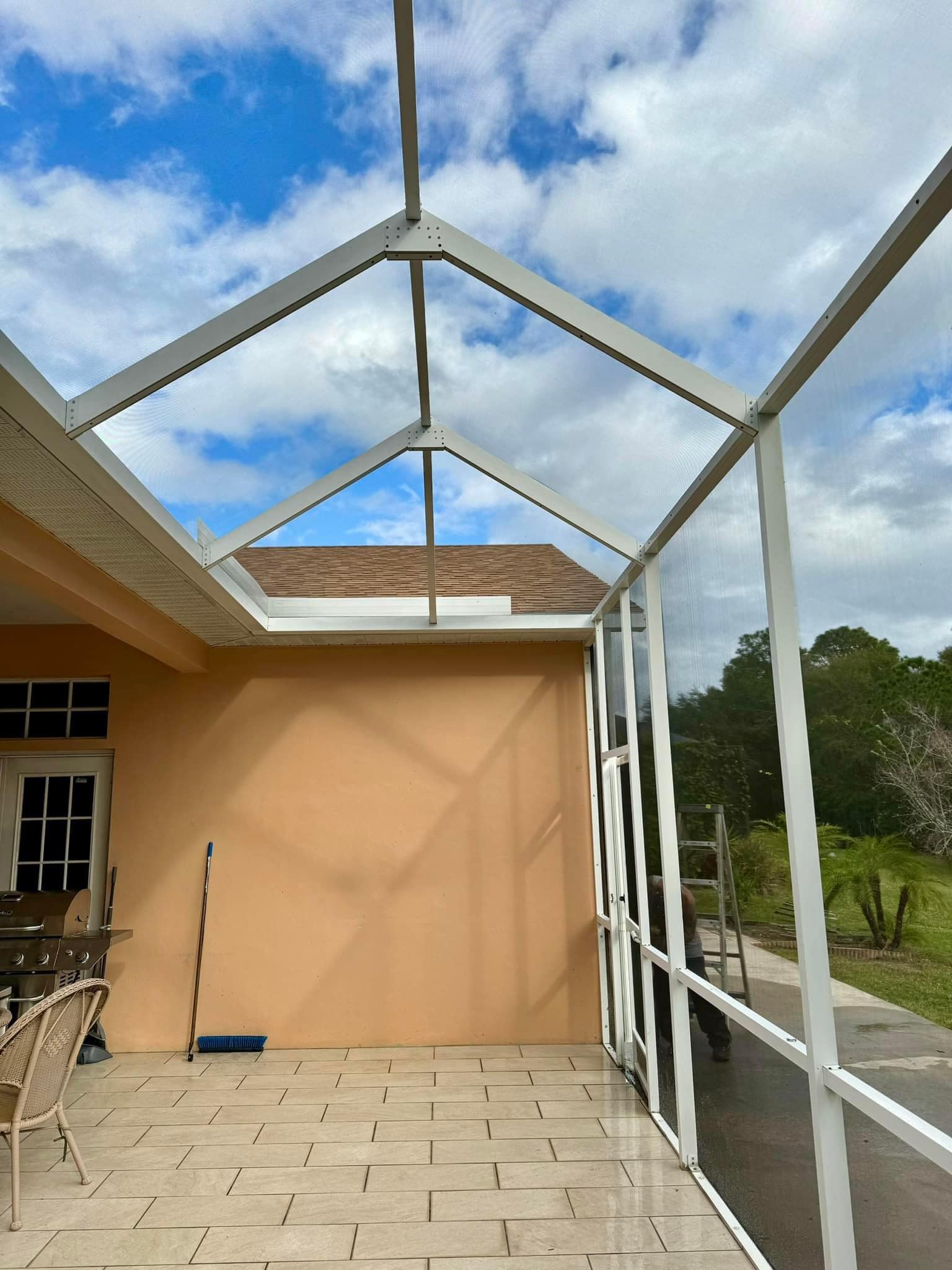 Screen room restoration after